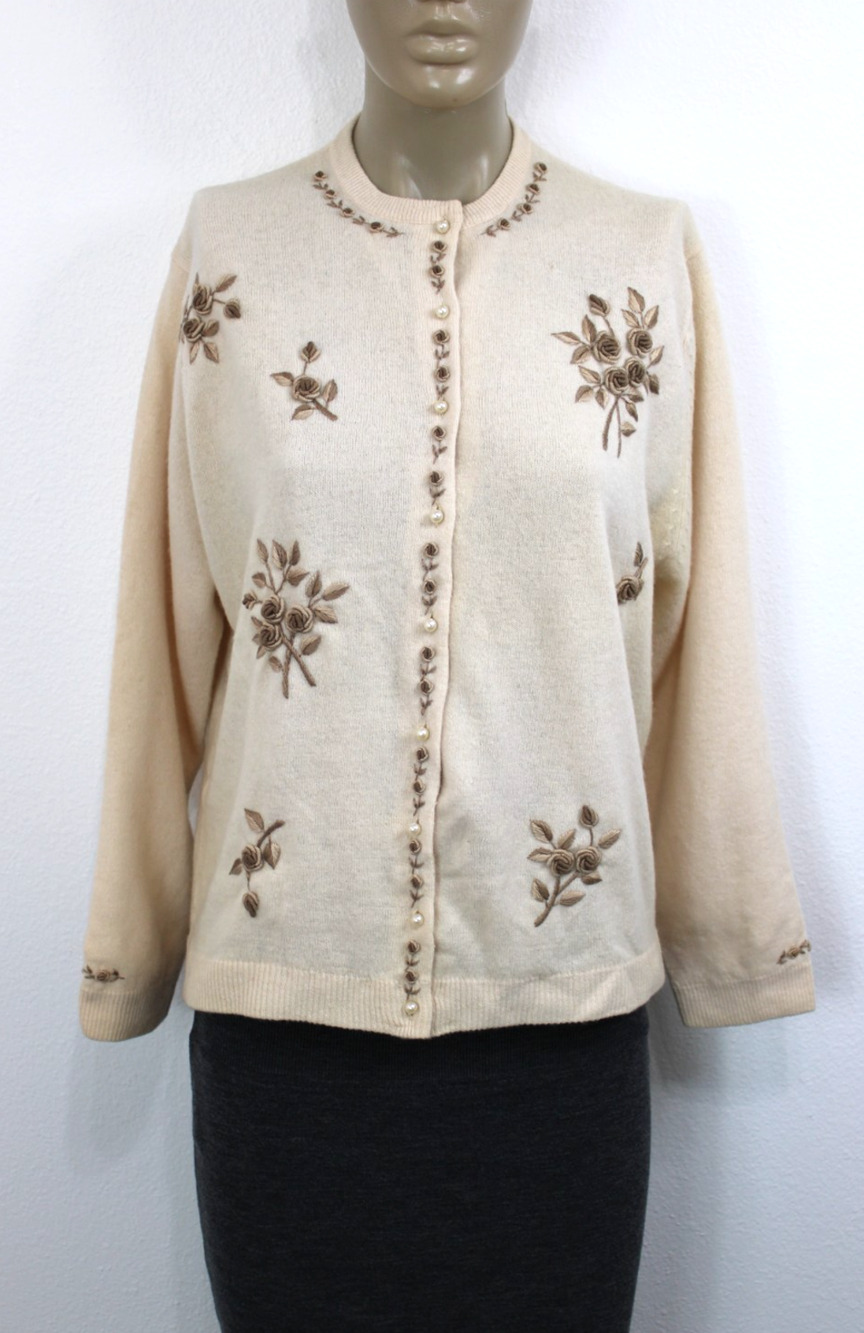 Vintage 60s Floral Embroidered Mod Flower Ivory Wool Cardigan Sweater SF 44